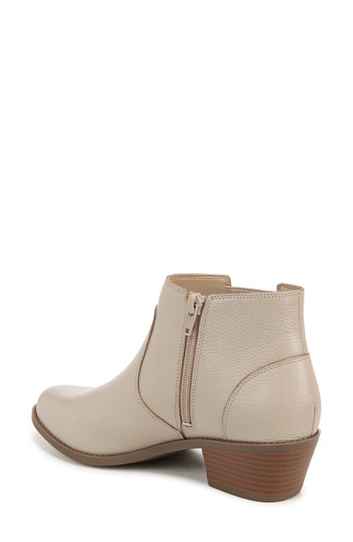Vionic Finn Bootie In Oatmeal