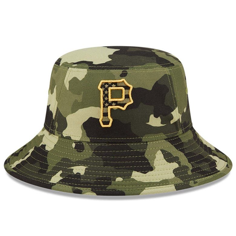 NEW ERA NEW ERA CAMO PITTSBURGH PIRATES 2022 ARMED FORCES DAY BUCKET HAT