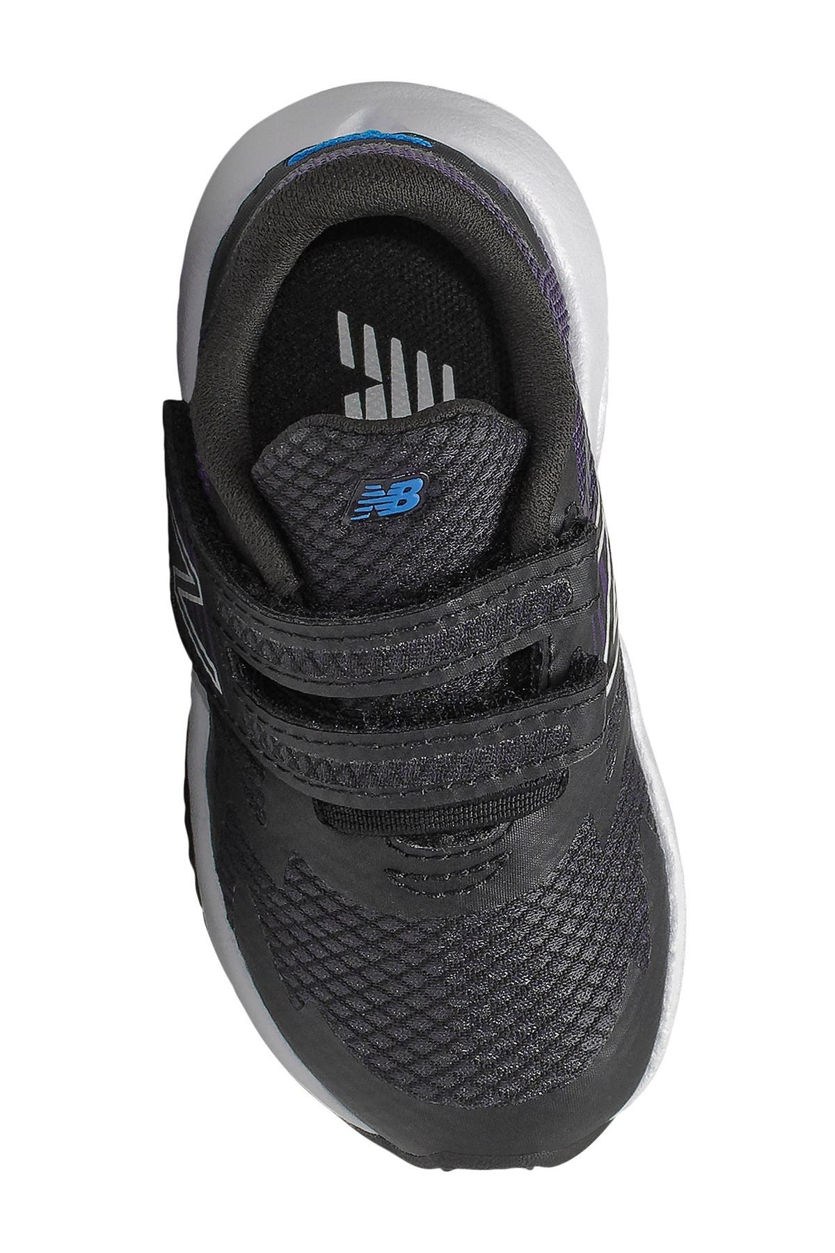 new balance hook and loop rave run