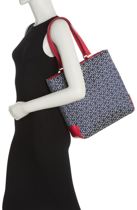 een Zich voorstellen Blanco Tommy Hilfiger Sutton Jacquard Tote Bag In Navy/ White/ Tommy Red | ModeSens