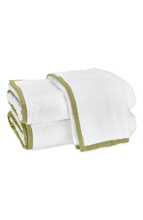 Matouk Enzo Guest Bath Towel in Grass at Nordstrom, Size Guest Towel