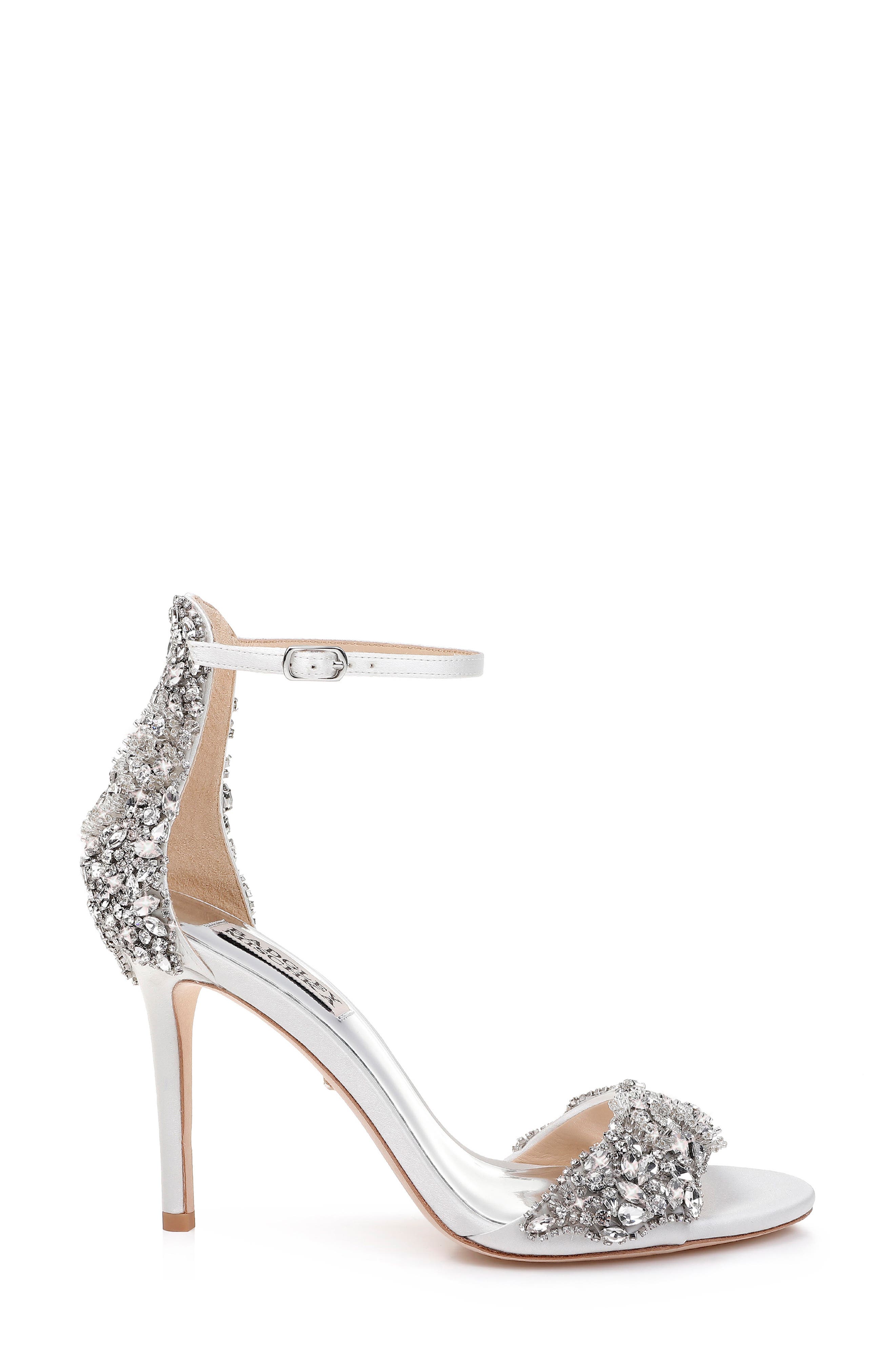 badgley mischka fabiana ankle strap sandal