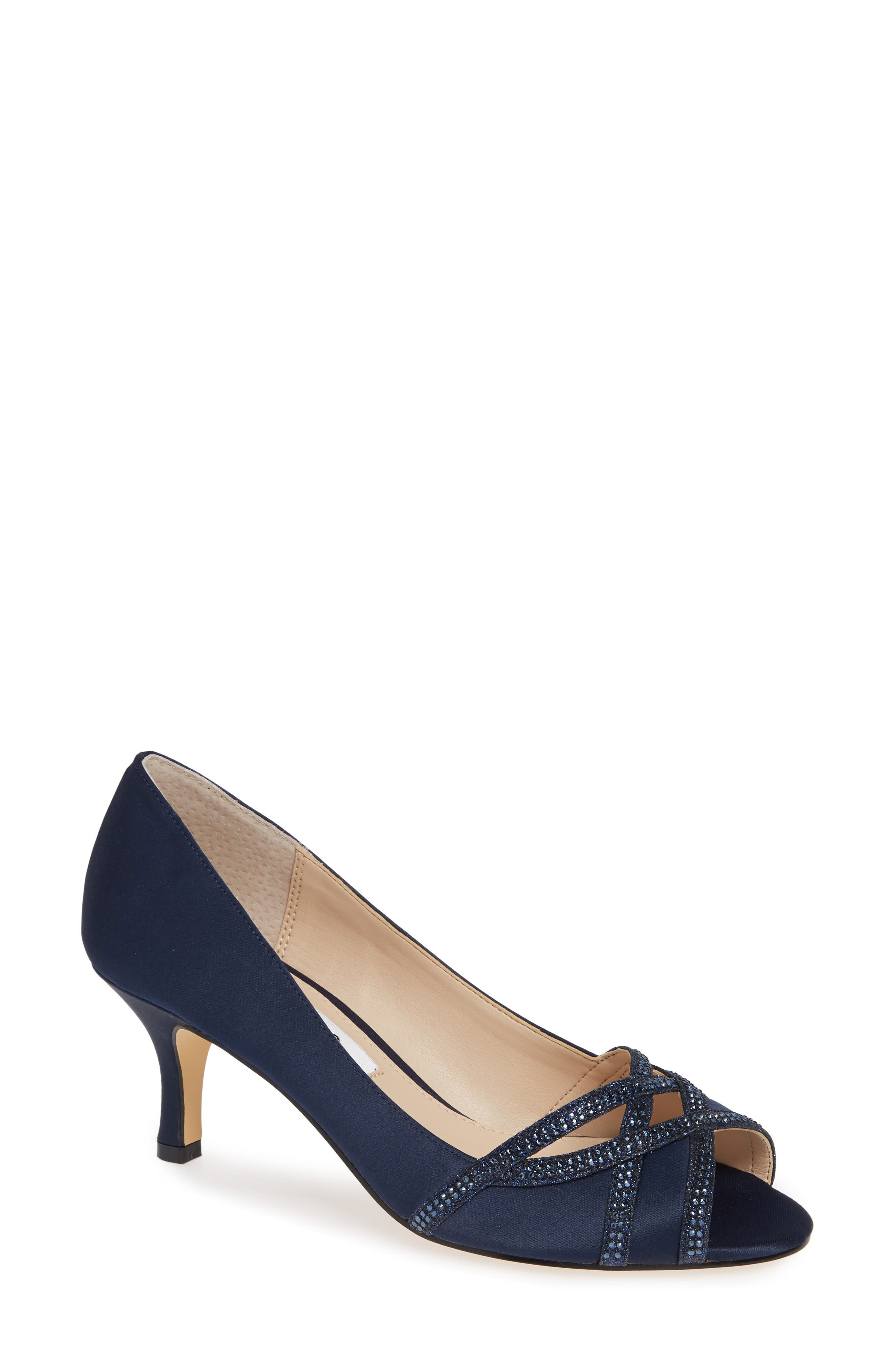 Nina Manon Pump