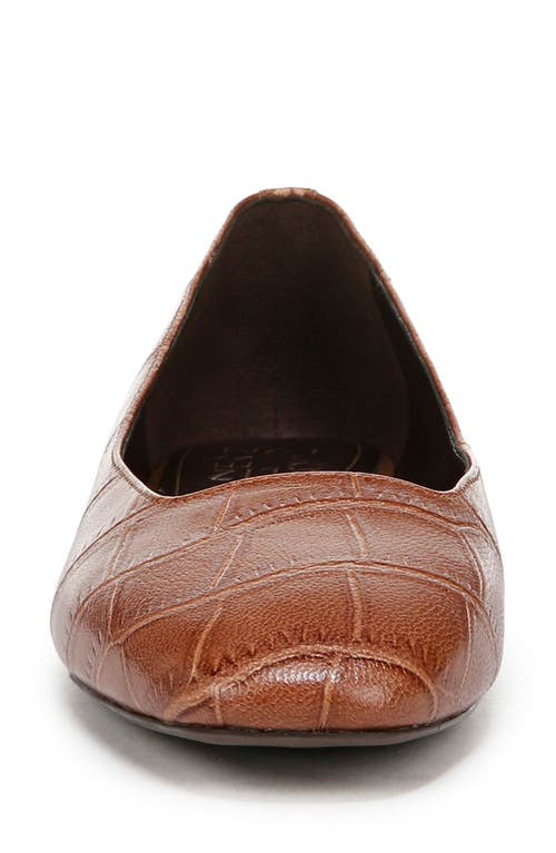 Naturalizer Chelsea Flat In Dark English Tea Brown