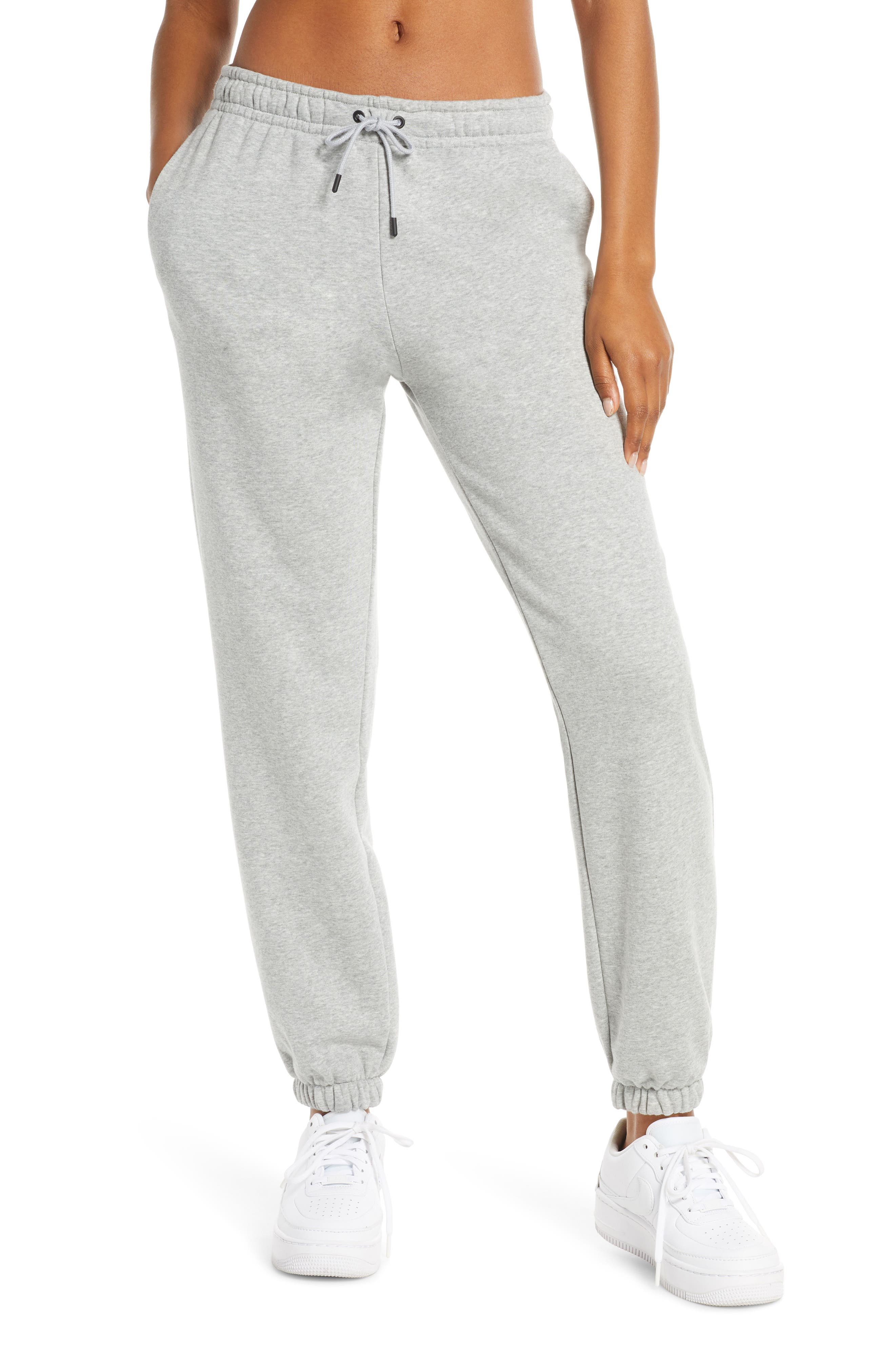 nike womens essential fleece pants