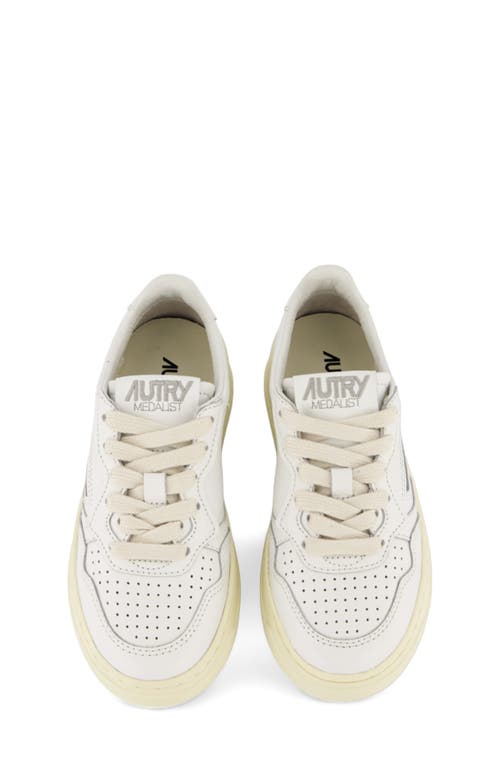 Shop Autry Kids' Medalist Low Sneaker In Four White/white