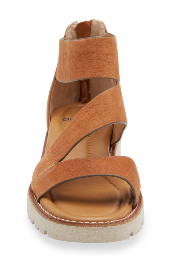 Bionica Daela Sandal In Ginger Tan