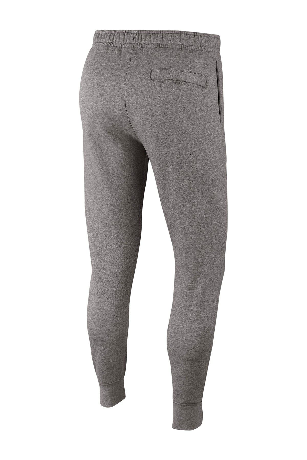 nike joggers club fleece