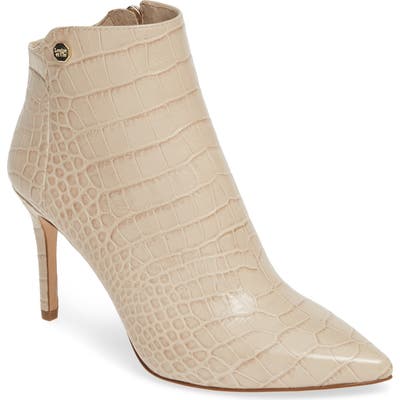 Louise Et Cie Sid Pointy Toe Bootie- White (Nordstrom Exclusive)
