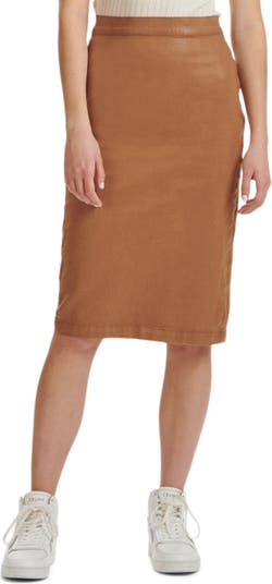 Coated pencil skirt