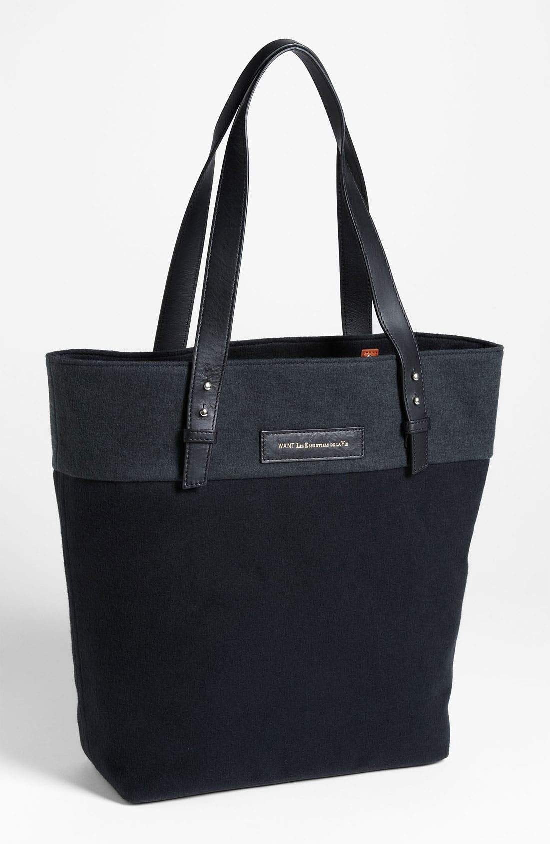 want les essentiels logan tote