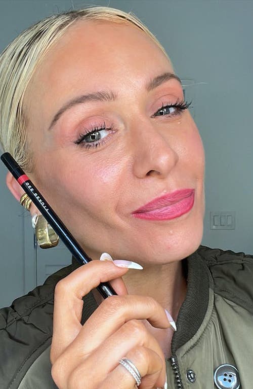 Gee Beauty Creamy Define Lip Pencil In Red Hot