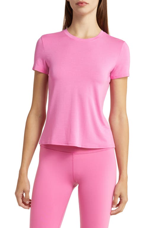 Alo Stretch T-Shirt in Paradise Pink