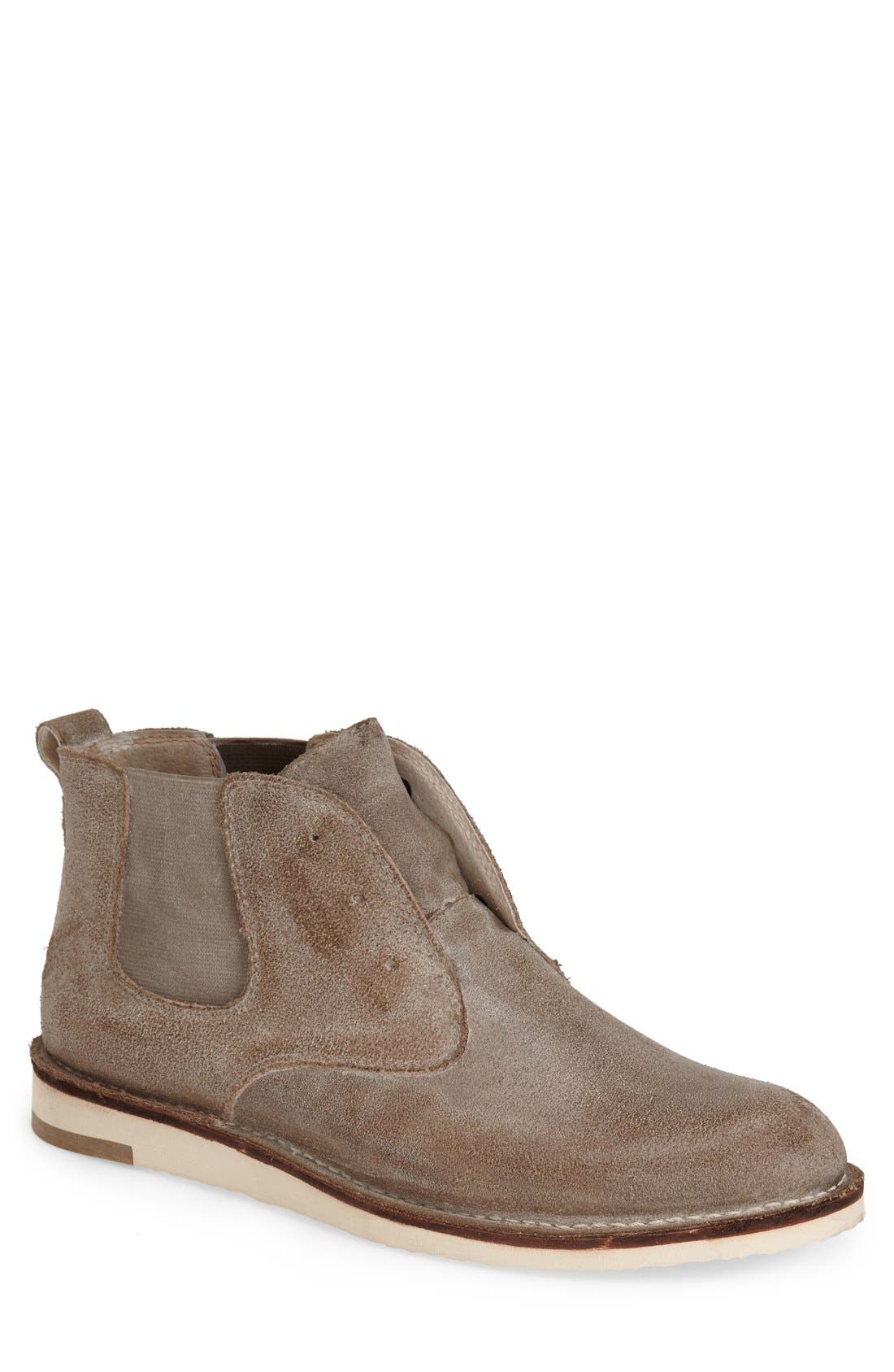 laceless chukka boots