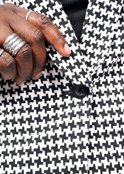 Wildfang The Empower Tux Blazer In Houndstooth Weave Black/white
