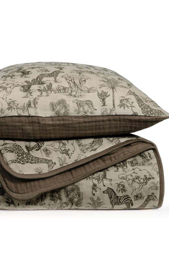 Shop Oilo Organic Cotton Muslin Quilt & Sham Set In Bark