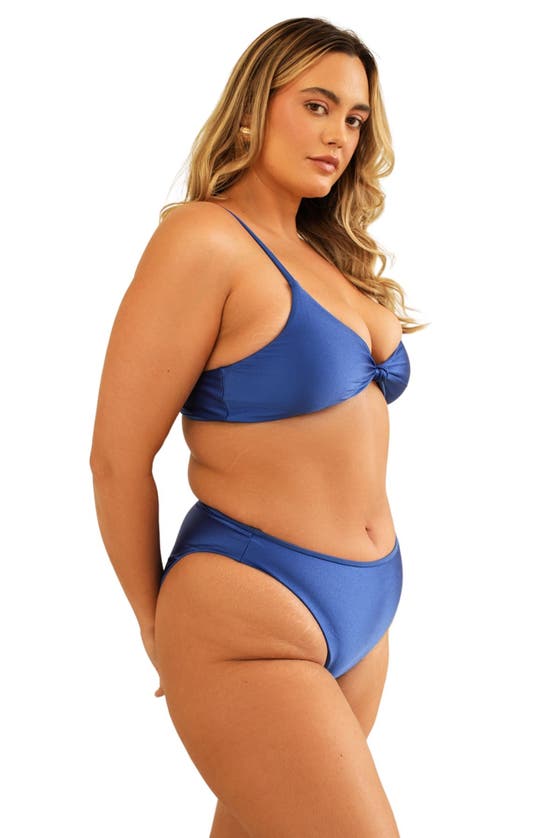 Dippin Daisys Zen Top In Marina Shimmer