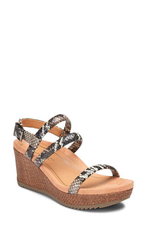 nordstrom rack vionic shoes