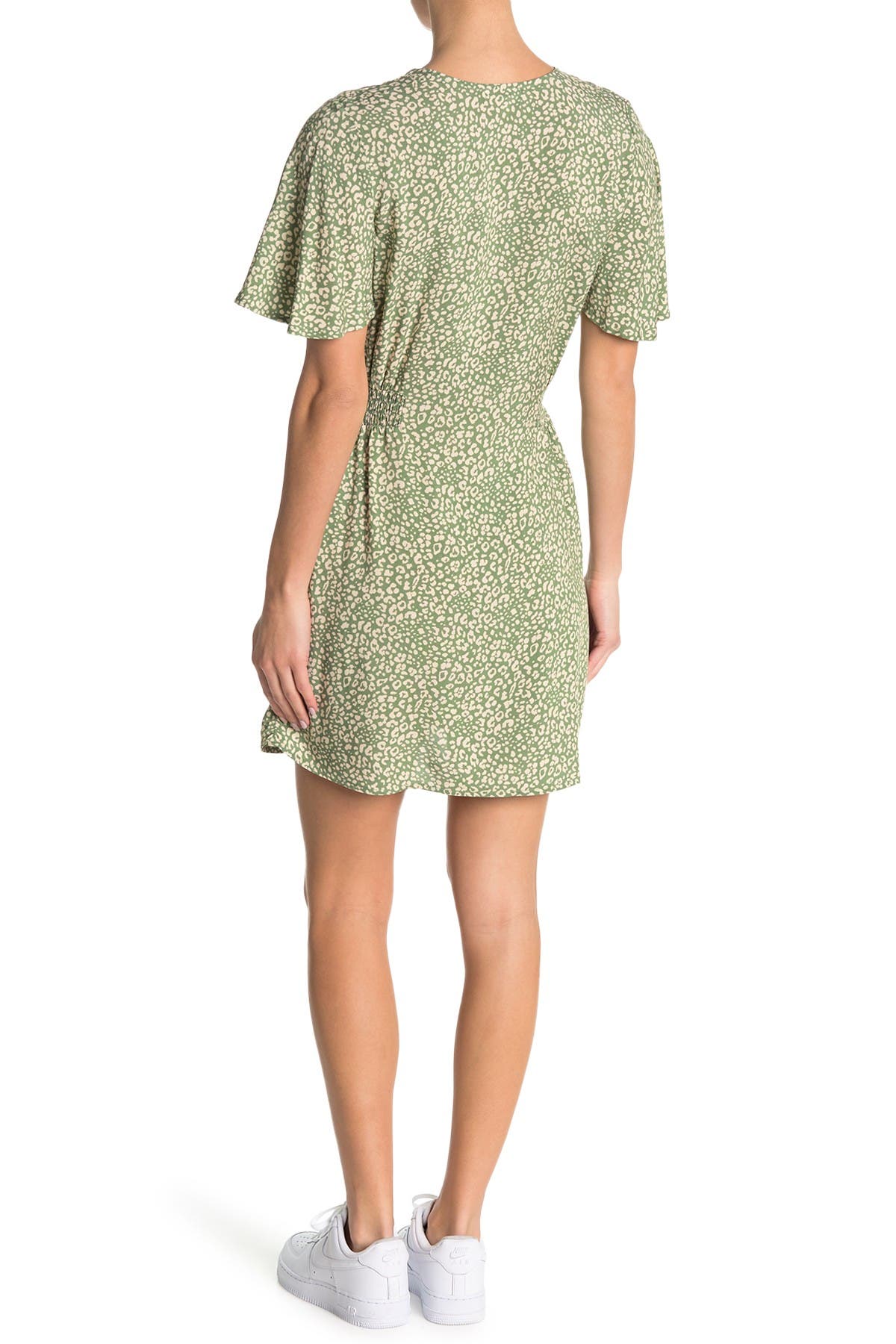 Abound Flutter Sleeve Button Front Dress In Medium Green8