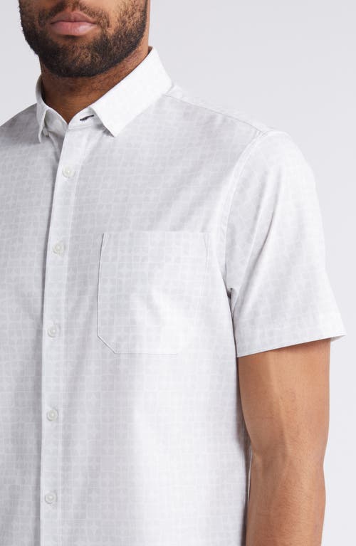 Mizzen + Main Mizzen+main Leeward Geo Print Short Sleeve Performance Button-up Shirt In Aluminum Gradient