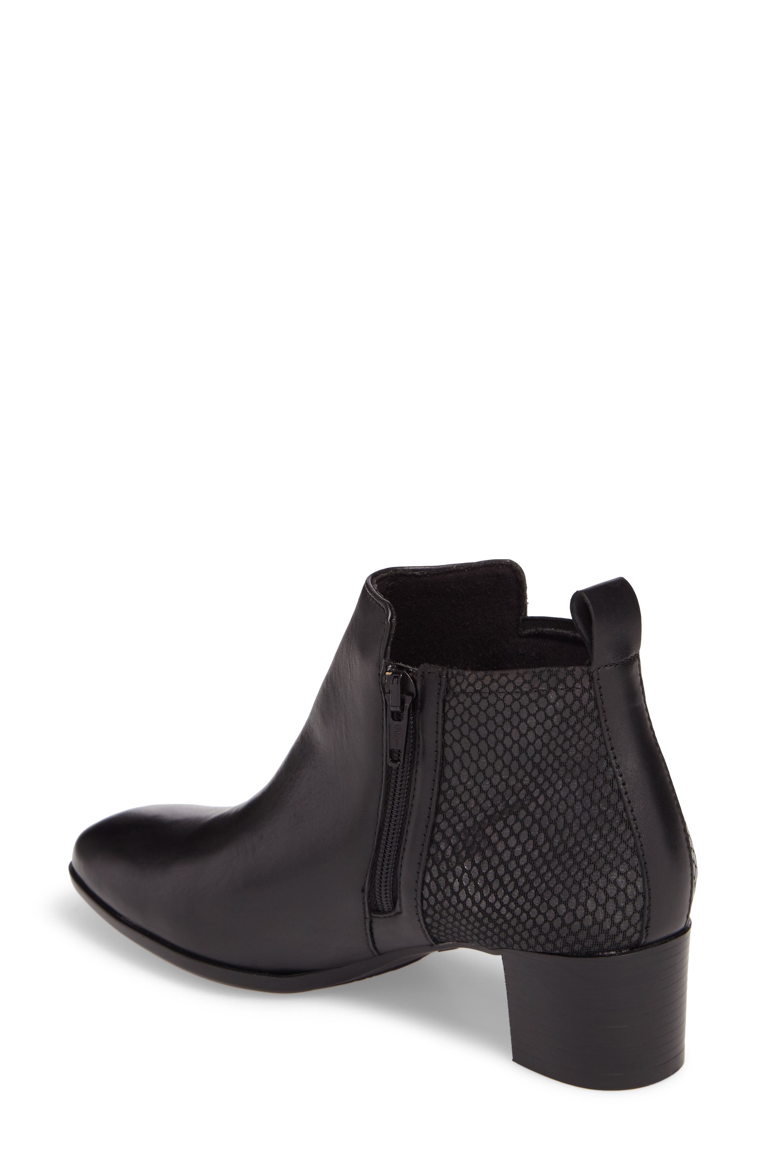 pull on timberland boots