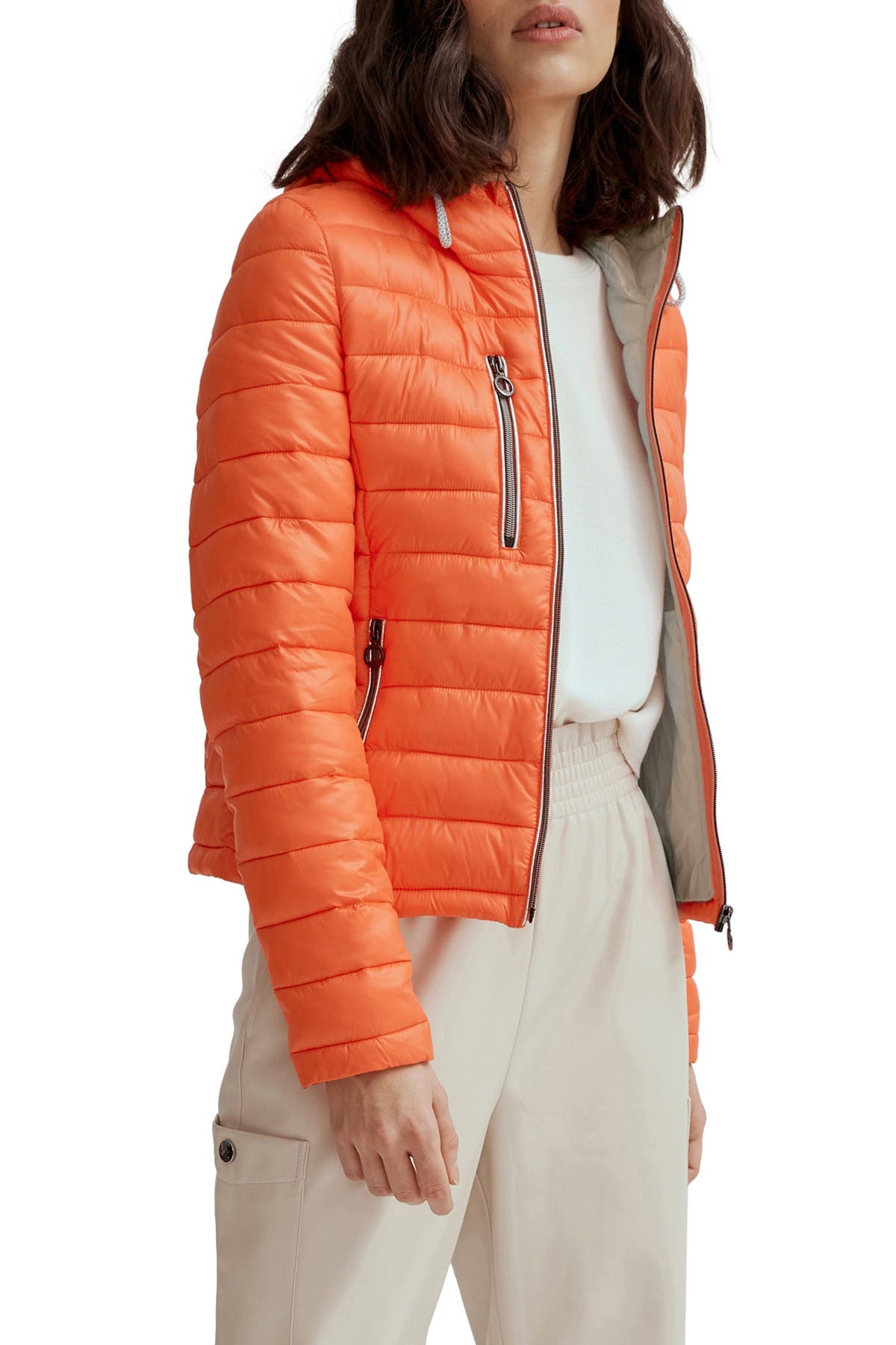 lightweight quilted hooded jacket