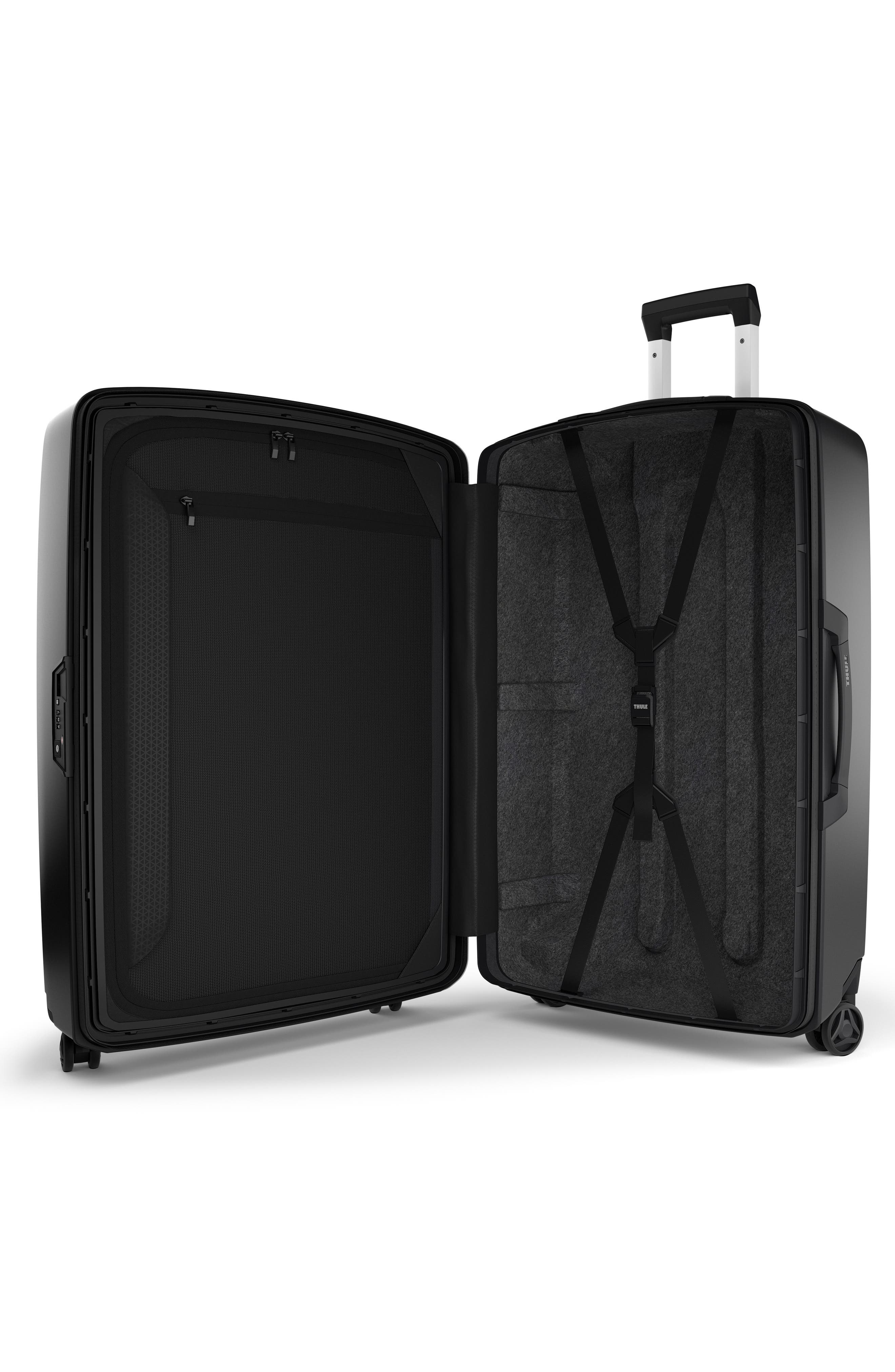 Thule Revolve 30-Inch Spinner Suitcase 