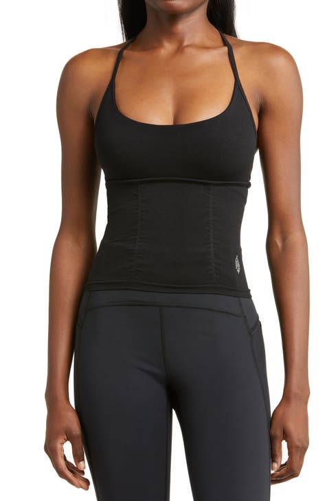 25 Best Yoga Tops for Women: Gorgeous and Functional - YogaYami