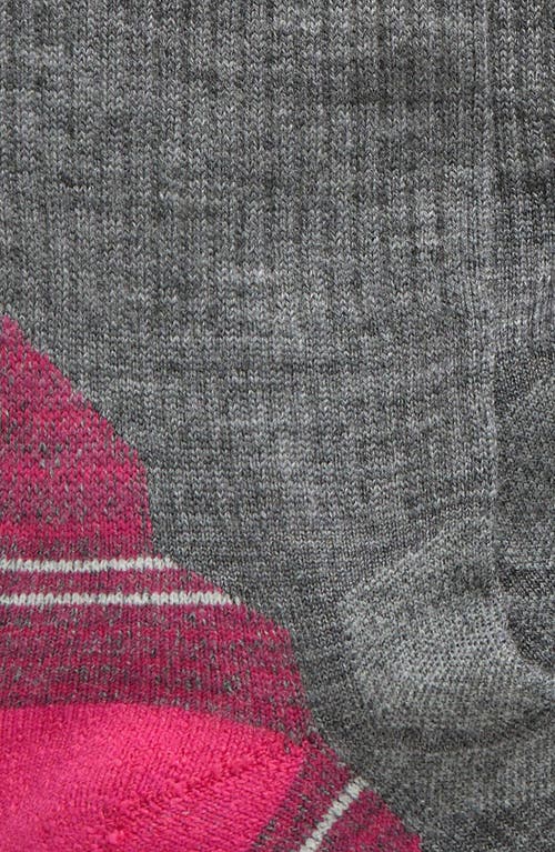 Smartwool Hike Light Cushion Crew Socks In Power Pink