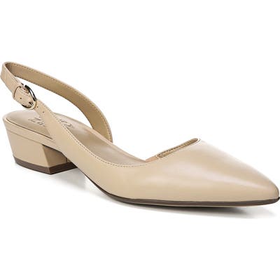Naturalizer Banks Pump, Beige