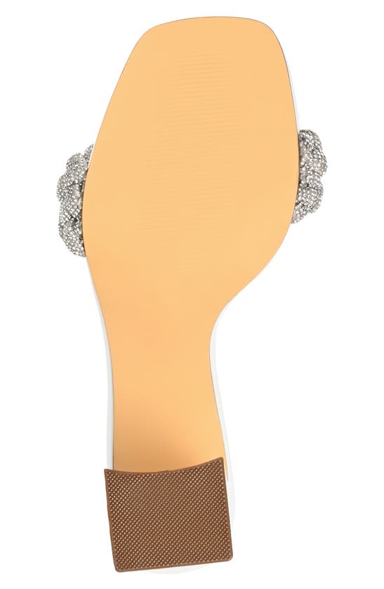 Journee Collection Tru Comfort Foam Sashaa Pump In White