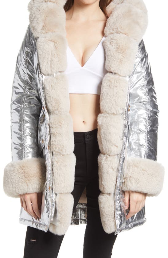 Azalea Wang Metallic Puffer Jacket With Faux Fur Trim In Silver