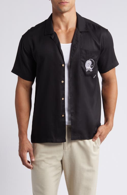 Yin & Yan Short Sleeve Button-Up Camp Shirt in Black