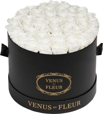 Venus et Fleur Black shops Eternal Roses Bouqet