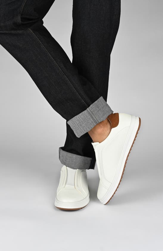 Vance Co. Matteo Tru Comfort Low Top Sneaker In Black