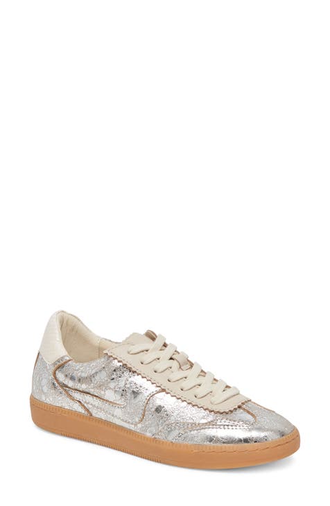 Gold sneakers fashion