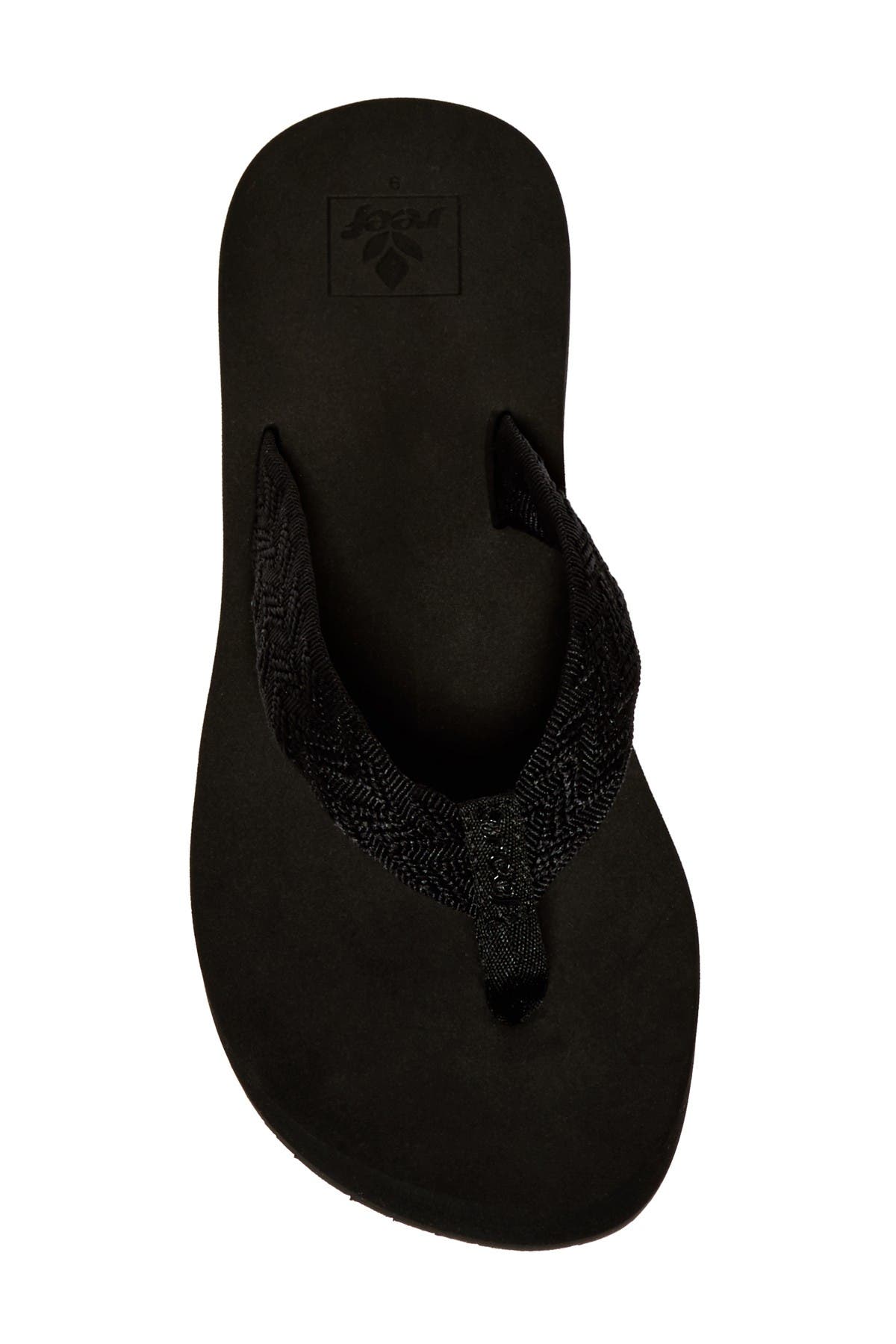 reef flip flops nordstrom rack