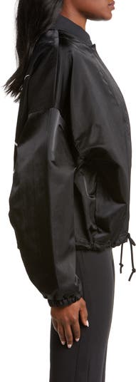 Nike Sportswear Womens XXL Pullover Jacket Black Bomber New CZ9366-010 for  Sale in Beaverton, OR - OfferUp