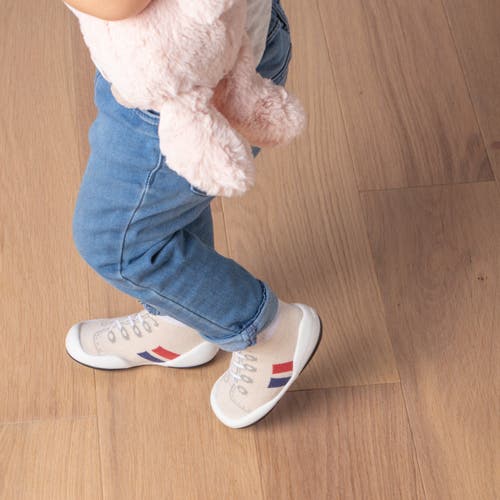 Komuello Toddler Sock Shoes Runner In Light Beige