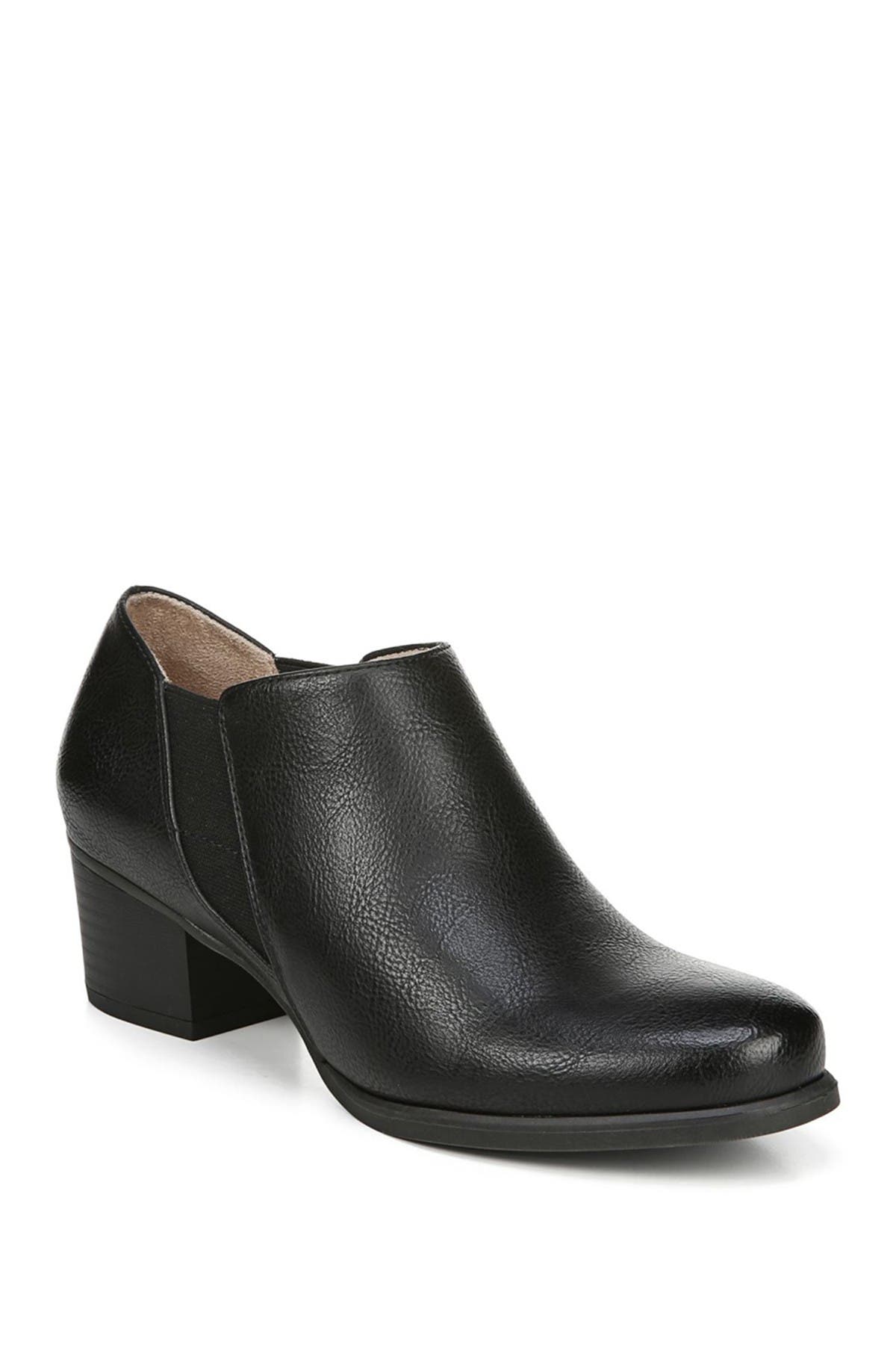 wide width ankle boots canada