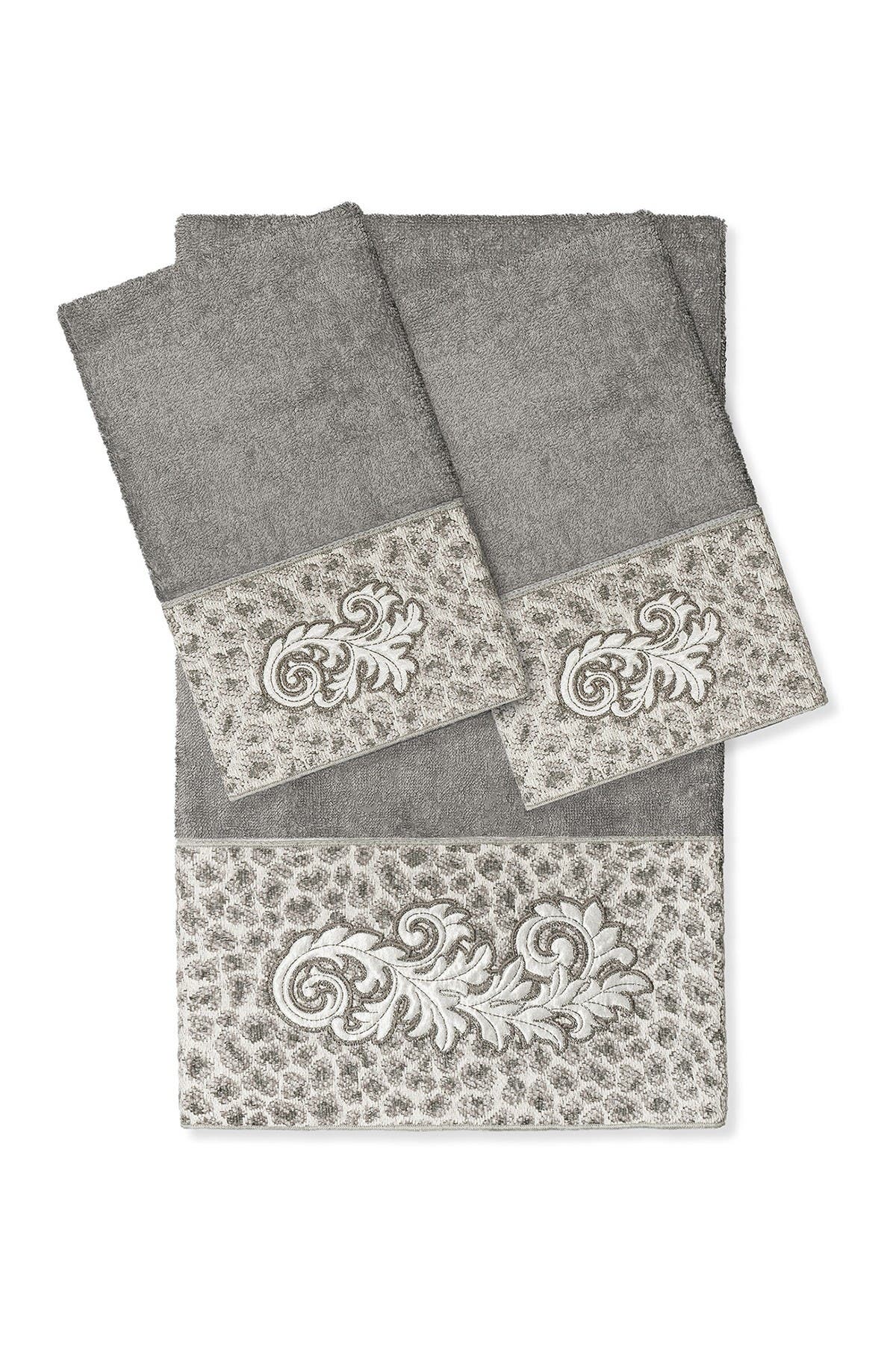 Linum Home April 3-piece Embellished Towel