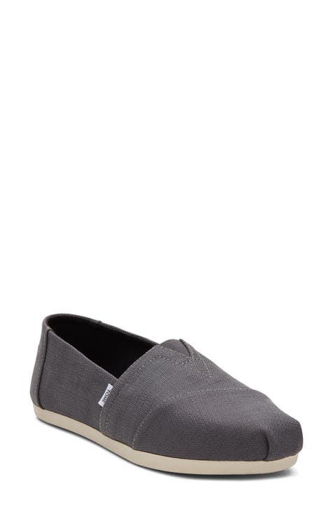 Do Toms Shoes Go on Sale?