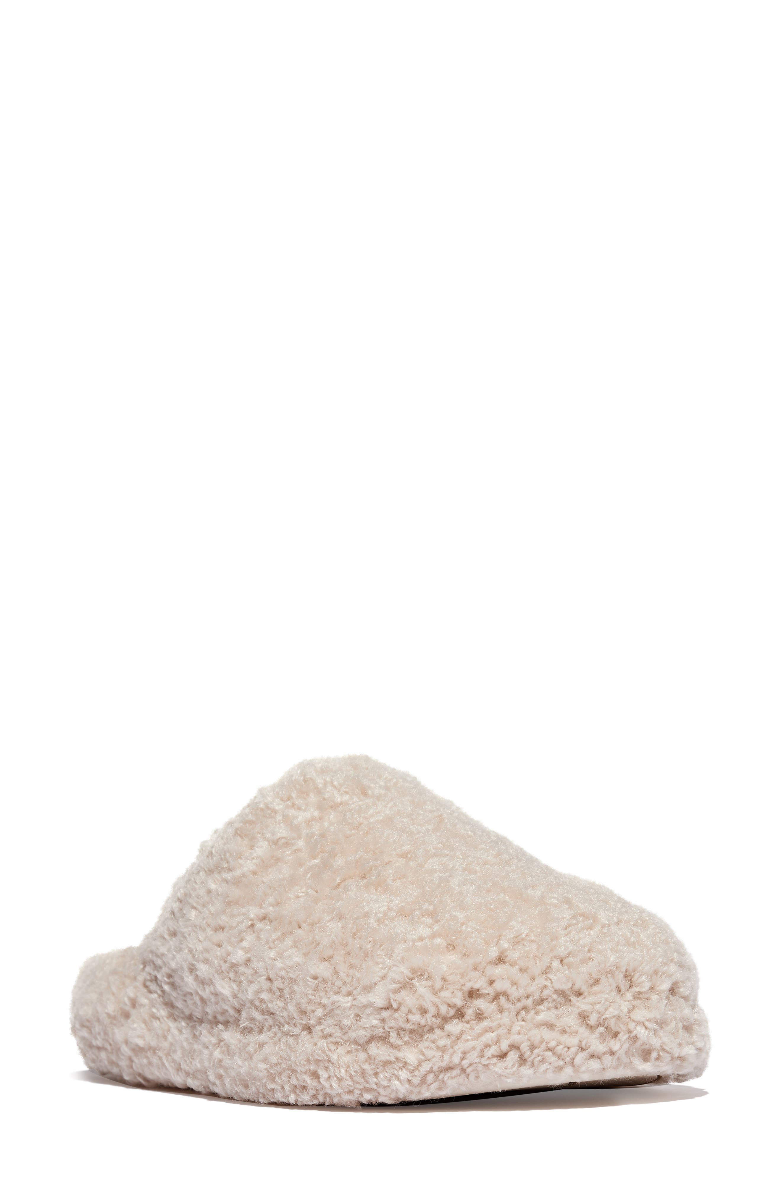 FitFlop iQuishion D-Luxe Slipper in Milk Ice 