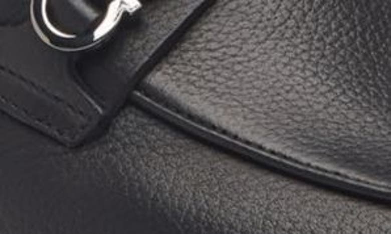Ferragamo Desio Loafer In Nero New Biscotto
