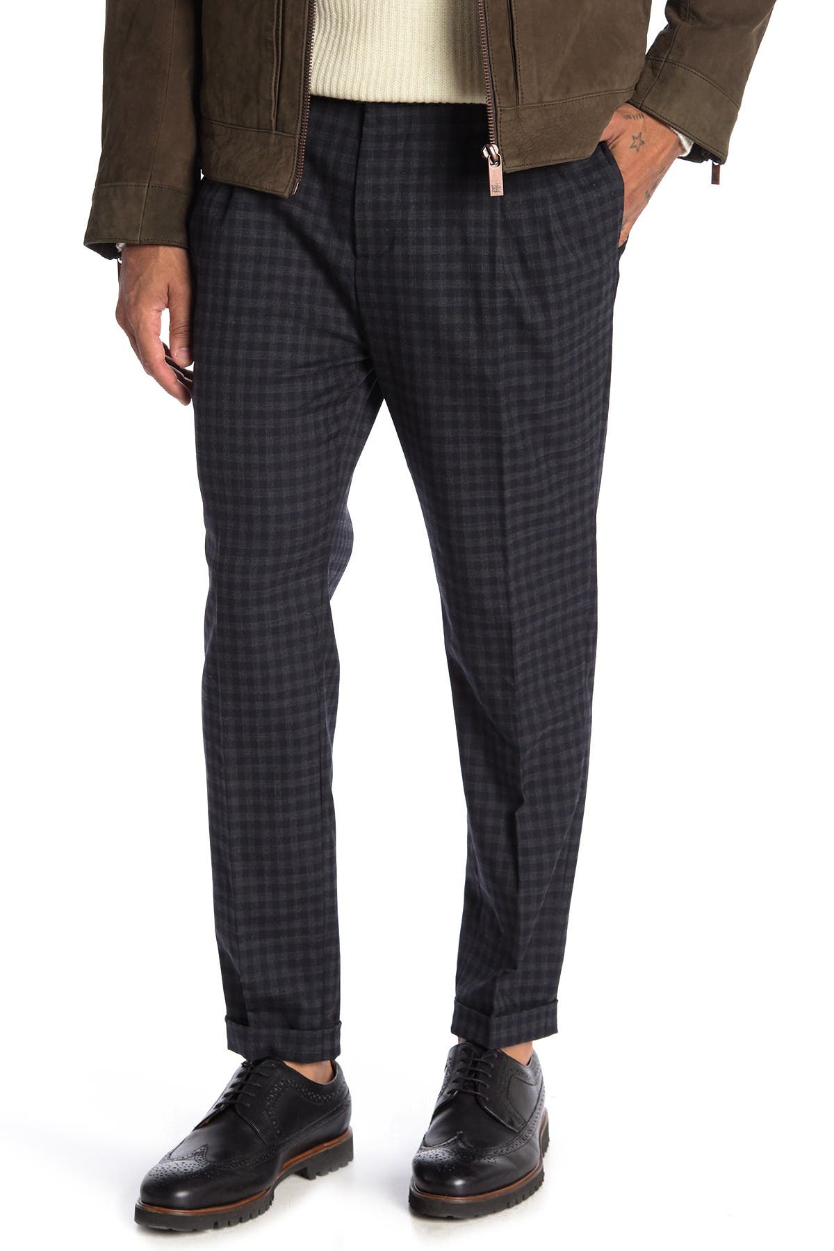 loose fit chino pants