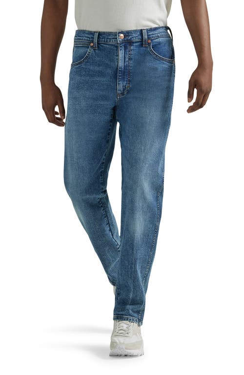 Relaxed Tapered Jeans in Gitty Up Blue