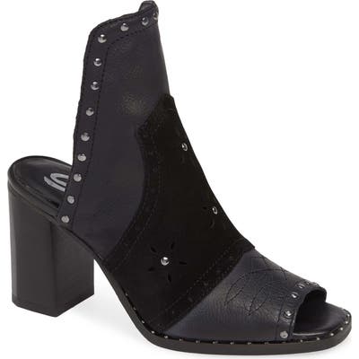Sbicca Adalee Sandal, Black