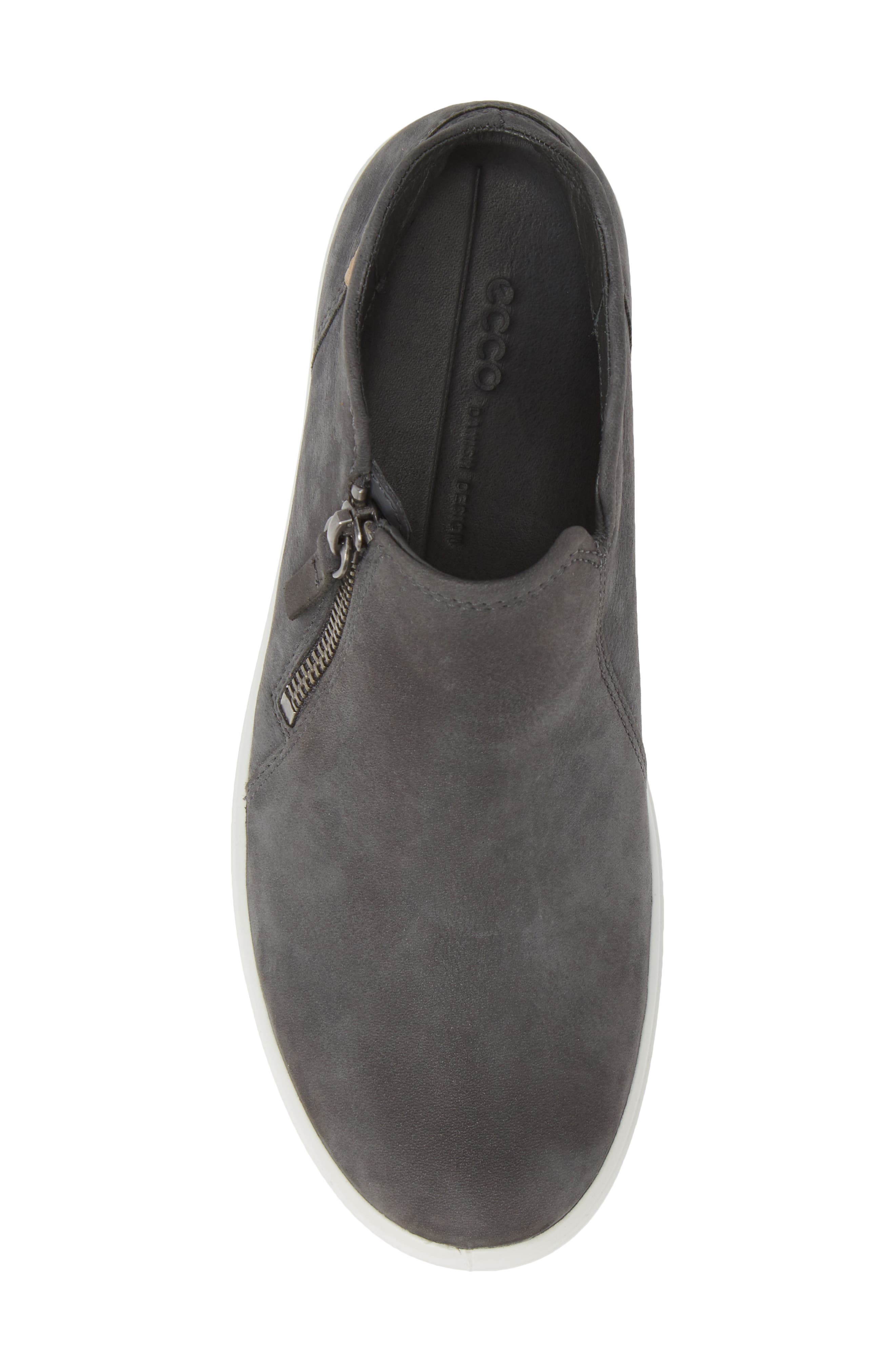 soft 7 mid top sneaker