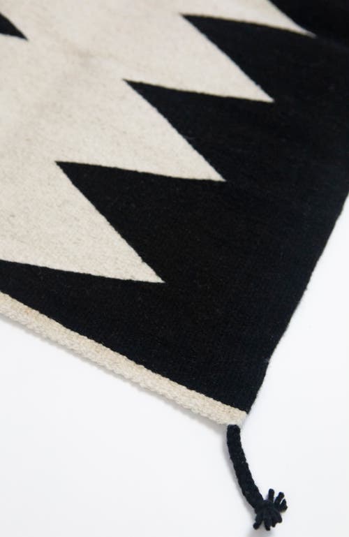 Archive New York Zapotec Zig Zag Handwoven Flatweave Wool Rug In Black