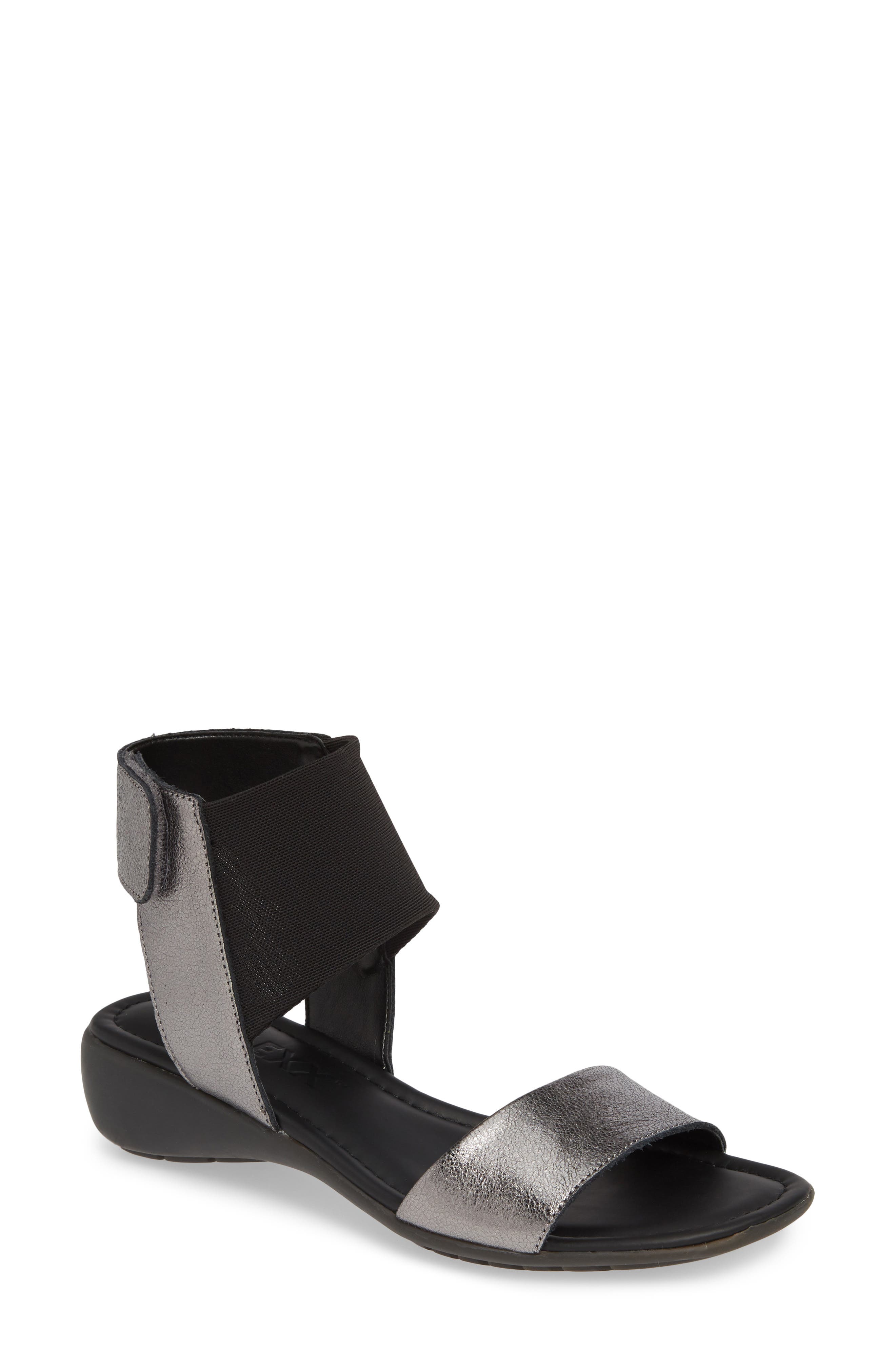 The Flexx Band Jo Sandal- Metallic